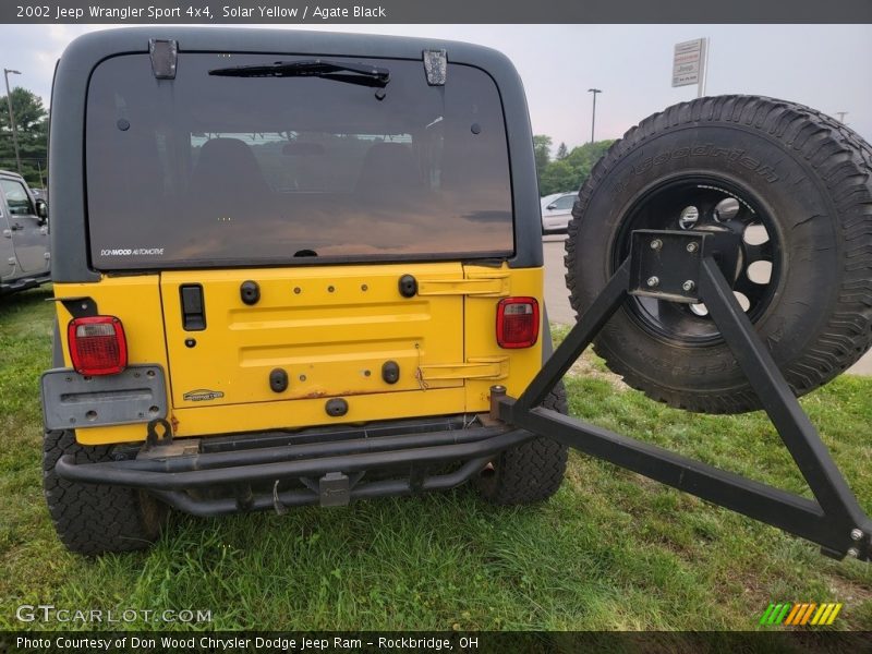 Solar Yellow / Agate Black 2002 Jeep Wrangler Sport 4x4