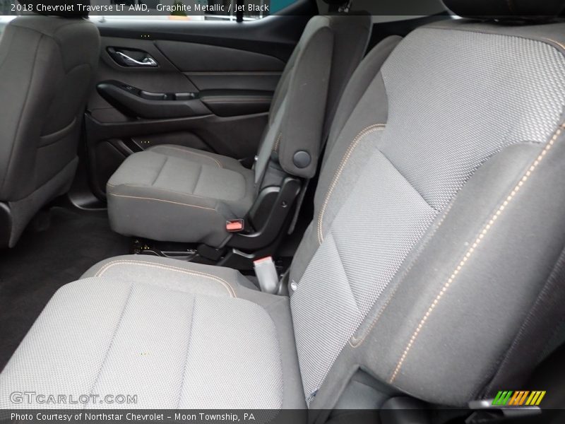 Graphite Metallic / Jet Black 2018 Chevrolet Traverse LT AWD