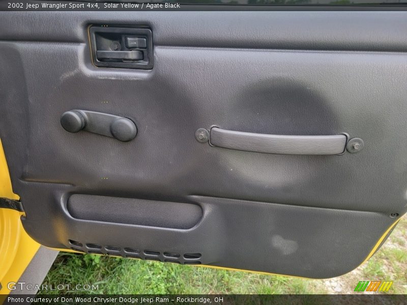 Solar Yellow / Agate Black 2002 Jeep Wrangler Sport 4x4