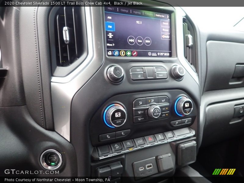 Controls of 2020 Silverado 1500 LT Trail Boss Crew Cab 4x4