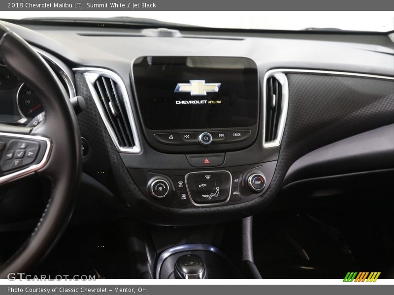 Summit White / Jet Black 2018 Chevrolet Malibu LT