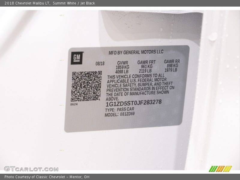 Summit White / Jet Black 2018 Chevrolet Malibu LT