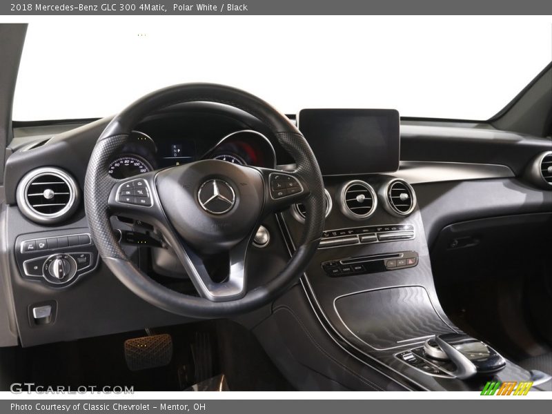 Polar White / Black 2018 Mercedes-Benz GLC 300 4Matic
