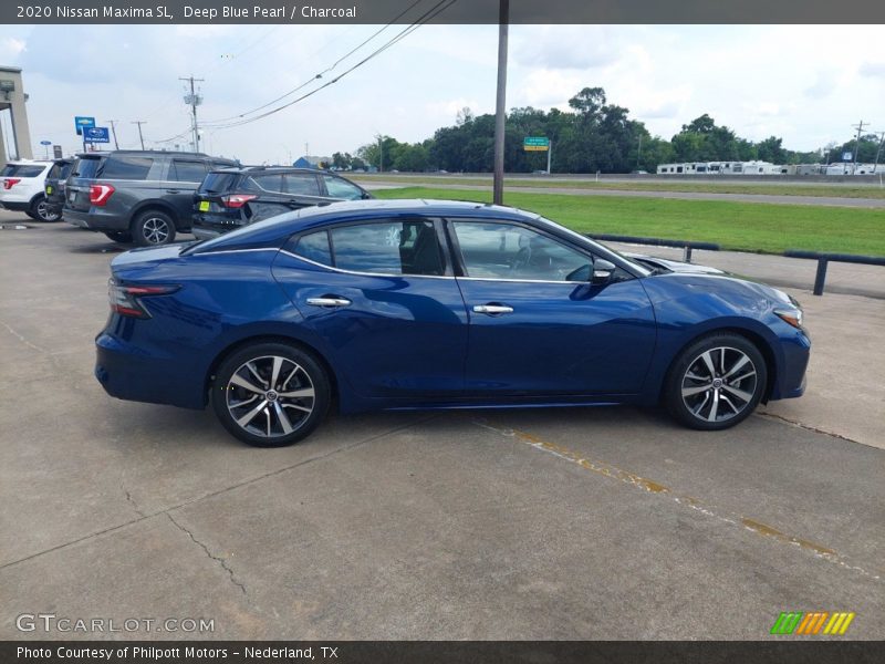 Deep Blue Pearl / Charcoal 2020 Nissan Maxima SL