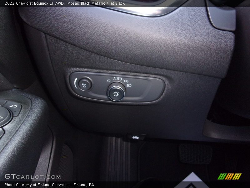 Mosaic Black Metallic / Jet Black 2022 Chevrolet Equinox LT AWD