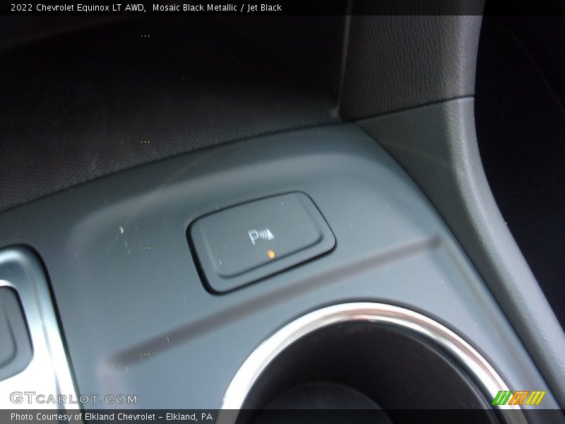 Mosaic Black Metallic / Jet Black 2022 Chevrolet Equinox LT AWD