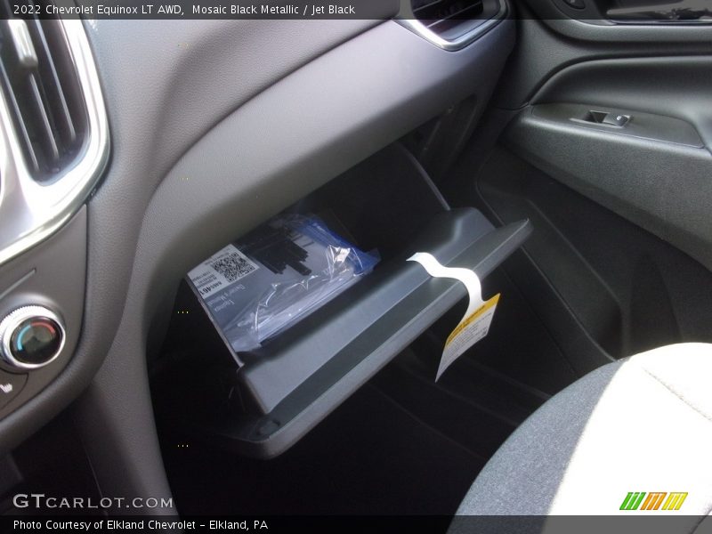 Mosaic Black Metallic / Jet Black 2022 Chevrolet Equinox LT AWD