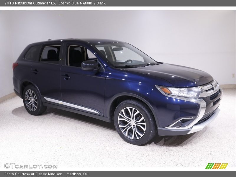 Cosmic Blue Metallic / Black 2018 Mitsubishi Outlander ES