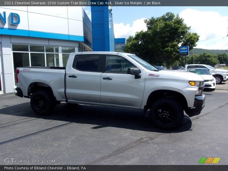 Silver Ice Metallic / Jet Black 2021 Chevrolet Silverado 1500 Custom Trail Boss Crew Cab 4x4