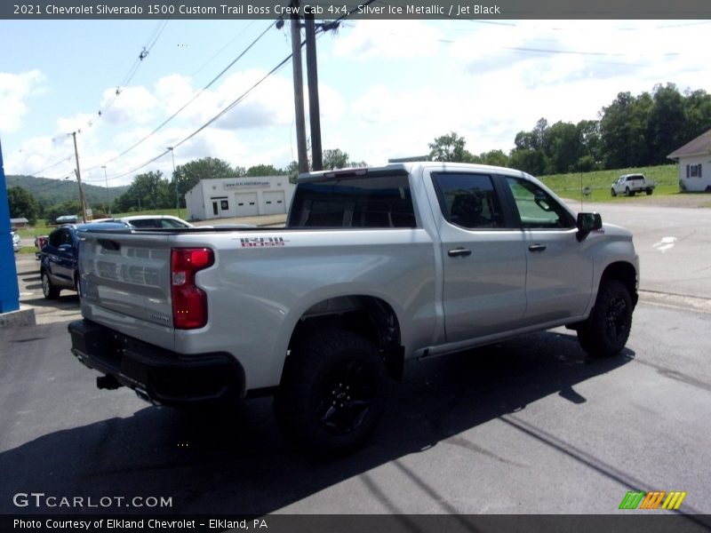 Silver Ice Metallic / Jet Black 2021 Chevrolet Silverado 1500 Custom Trail Boss Crew Cab 4x4