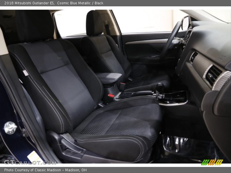 Cosmic Blue Metallic / Black 2018 Mitsubishi Outlander ES
