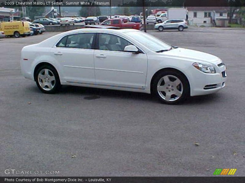 Summit White / Titanium 2009 Chevrolet Malibu LT Sedan