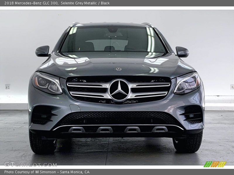 Selenite Grey Metallic / Black 2018 Mercedes-Benz GLC 300