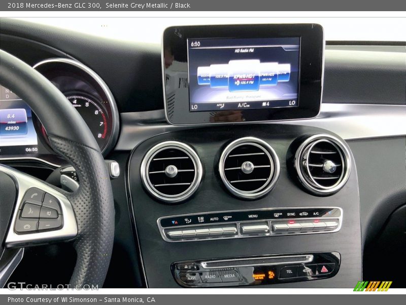 Selenite Grey Metallic / Black 2018 Mercedes-Benz GLC 300