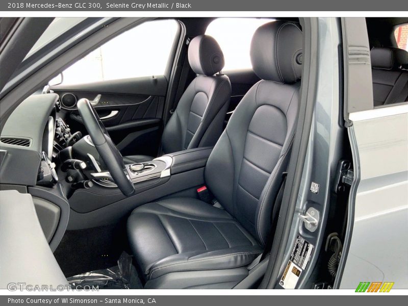 Selenite Grey Metallic / Black 2018 Mercedes-Benz GLC 300