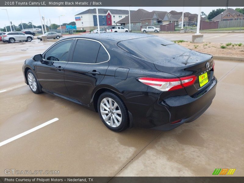 Midnight Black Metallic / Black 2018 Toyota Camry LE