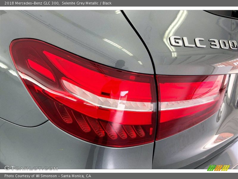 Selenite Grey Metallic / Black 2018 Mercedes-Benz GLC 300