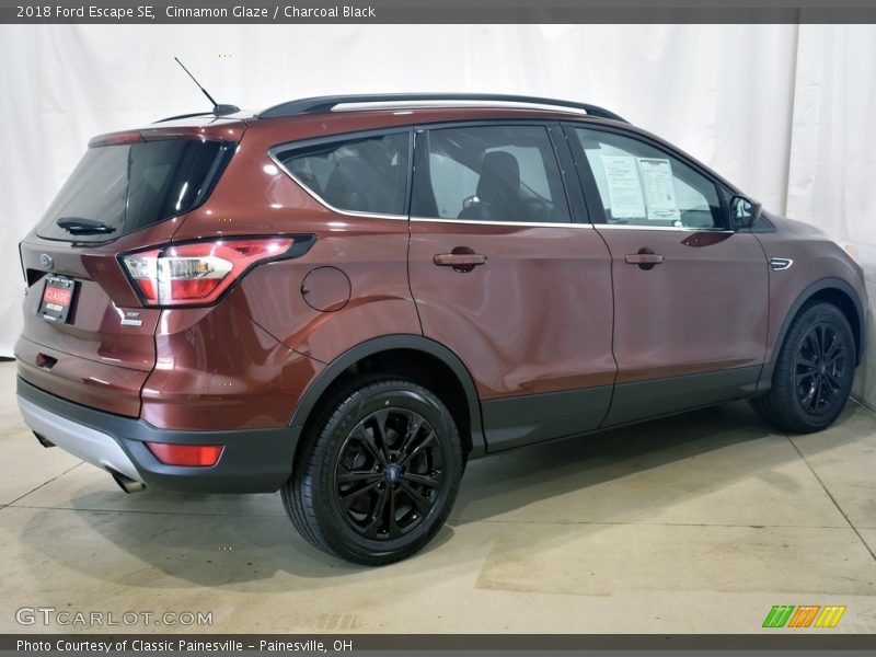 Cinnamon Glaze / Charcoal Black 2018 Ford Escape SE