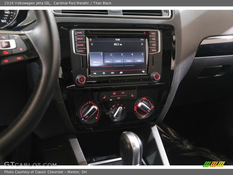 Controls of 2016 Jetta SEL