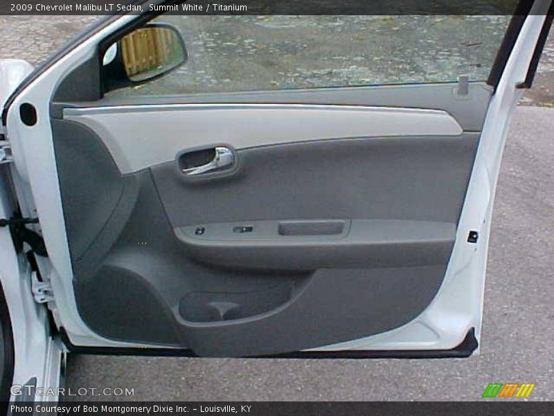 Summit White / Titanium 2009 Chevrolet Malibu LT Sedan