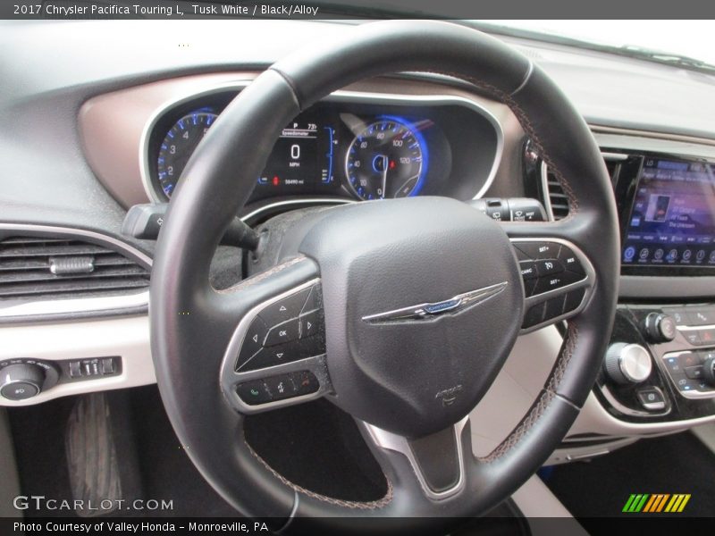 Tusk White / Black/Alloy 2017 Chrysler Pacifica Touring L