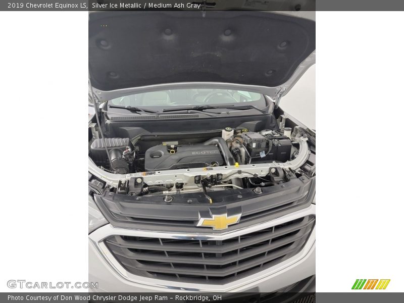 Silver Ice Metallic / Medium Ash Gray 2019 Chevrolet Equinox LS