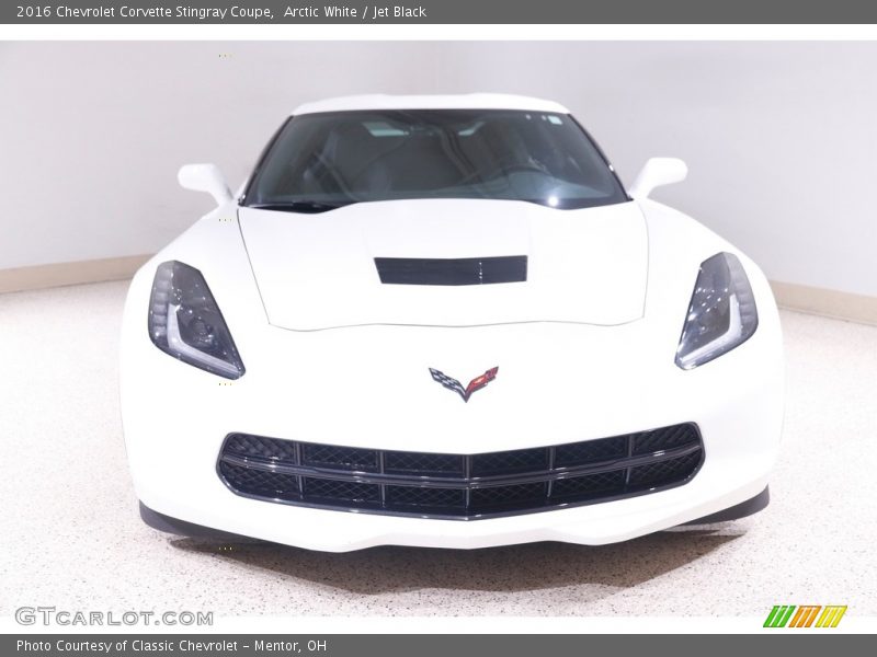 Arctic White / Jet Black 2016 Chevrolet Corvette Stingray Coupe