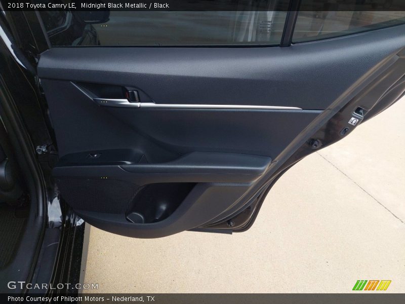 Midnight Black Metallic / Black 2018 Toyota Camry LE