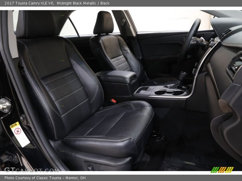 Midnight Black Metallic / Black 2017 Toyota Camry XLE V6