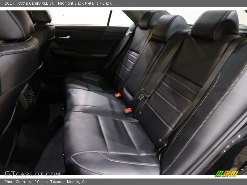 Midnight Black Metallic / Black 2017 Toyota Camry XLE V6