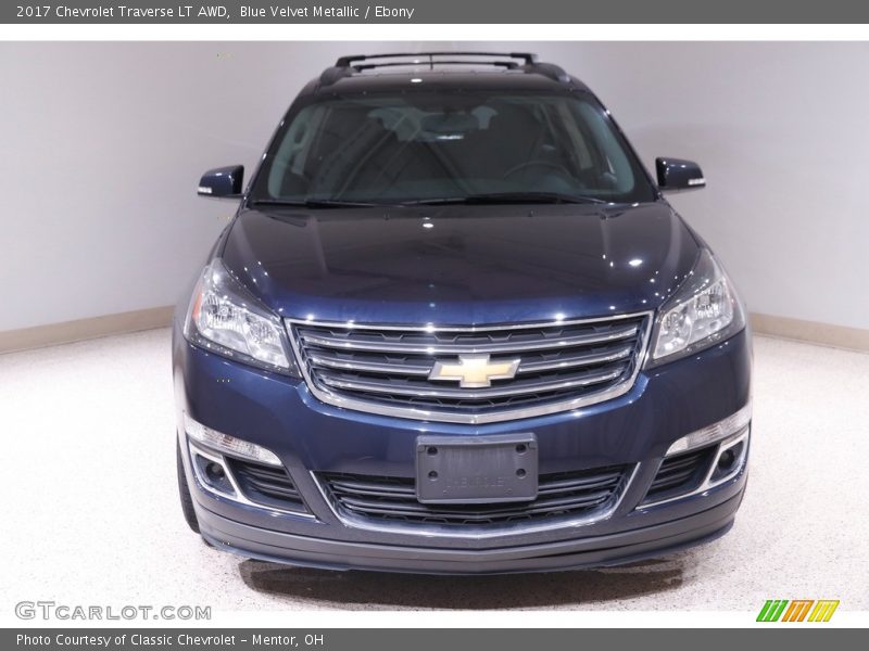 Blue Velvet Metallic / Ebony 2017 Chevrolet Traverse LT AWD