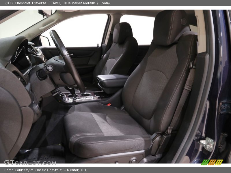 Blue Velvet Metallic / Ebony 2017 Chevrolet Traverse LT AWD