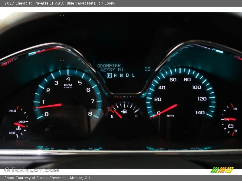 Blue Velvet Metallic / Ebony 2017 Chevrolet Traverse LT AWD