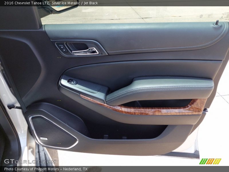 Door Panel of 2016 Tahoe LTZ