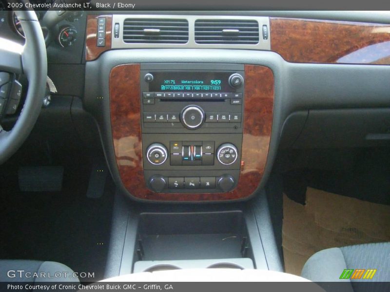 Black / Ebony 2009 Chevrolet Avalanche LT