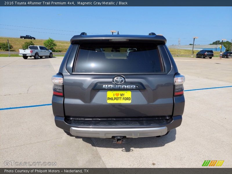 Magnetic Gray Metallic / Black 2016 Toyota 4Runner Trail Premium 4x4