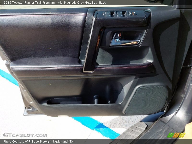 Magnetic Gray Metallic / Black 2016 Toyota 4Runner Trail Premium 4x4