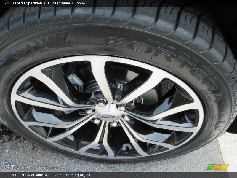 Star White / Ebony 2020 Ford Expedition XLT