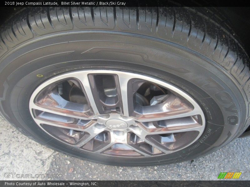 Billet Silver Metallic / Black/Ski Gray 2018 Jeep Compass Latitude