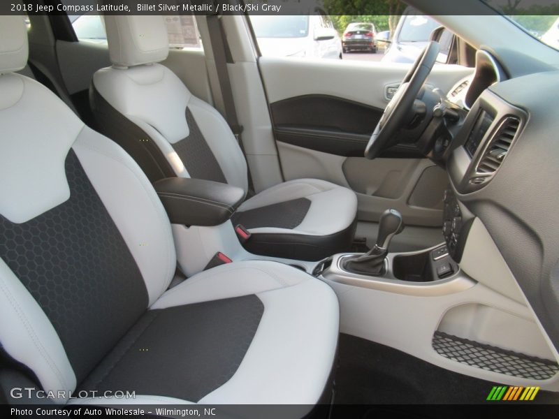 Billet Silver Metallic / Black/Ski Gray 2018 Jeep Compass Latitude