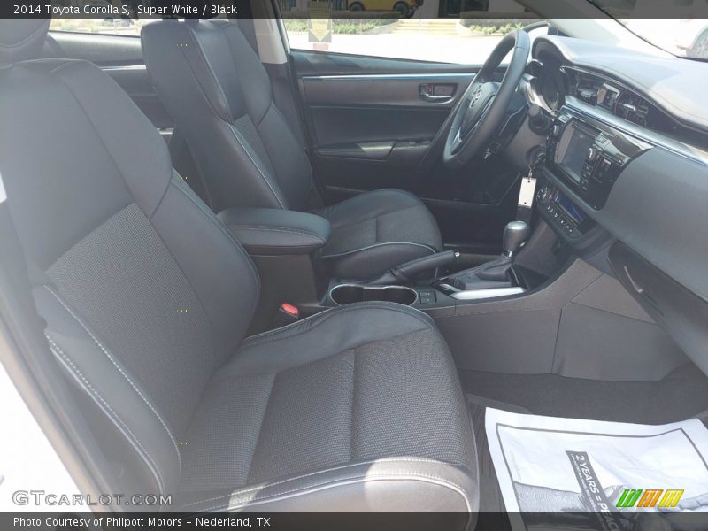 Super White / Black 2014 Toyota Corolla S