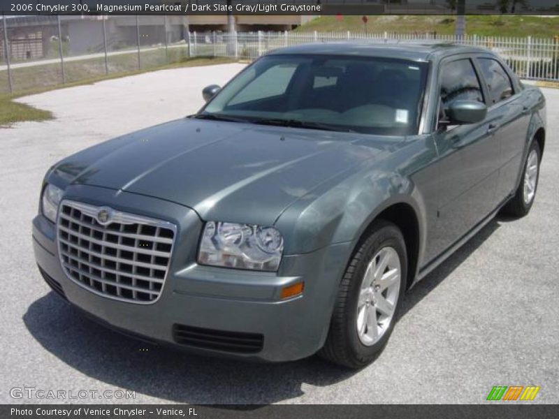Magnesium Pearlcoat / Dark Slate Gray/Light Graystone 2006 Chrysler 300
