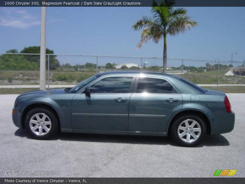 Magnesium Pearlcoat / Dark Slate Gray/Light Graystone 2006 Chrysler 300