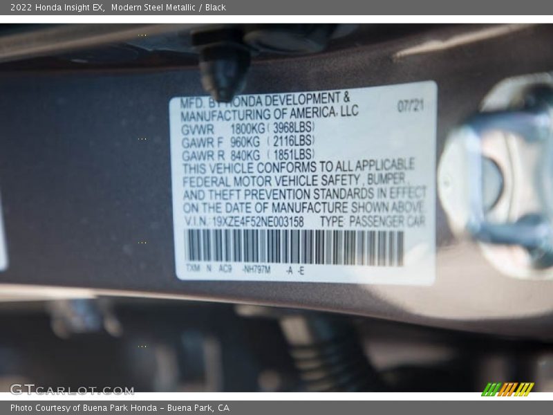 Modern Steel Metallic / Black 2022 Honda Insight EX