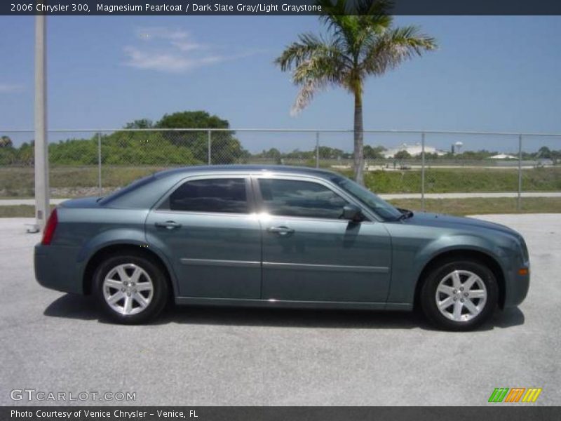 Magnesium Pearlcoat / Dark Slate Gray/Light Graystone 2006 Chrysler 300