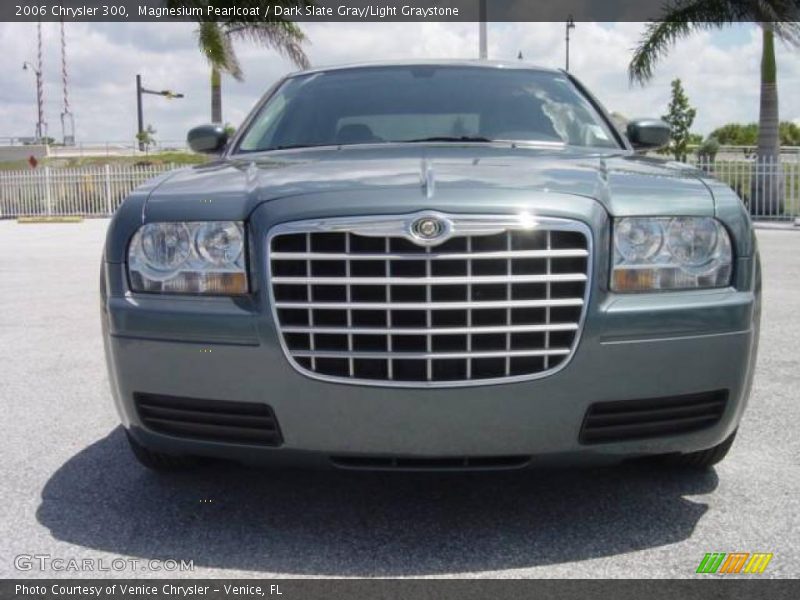 Magnesium Pearlcoat / Dark Slate Gray/Light Graystone 2006 Chrysler 300
