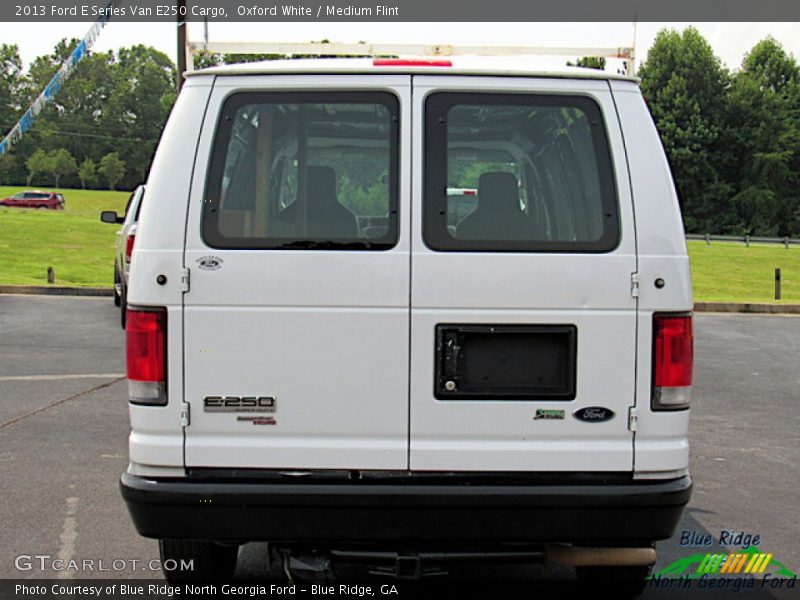 Oxford White / Medium Flint 2013 Ford E Series Van E250 Cargo