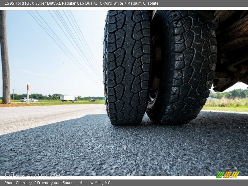 Oxford White / Medium Graphite 1999 Ford F350 Super Duty XL Regular Cab Dually