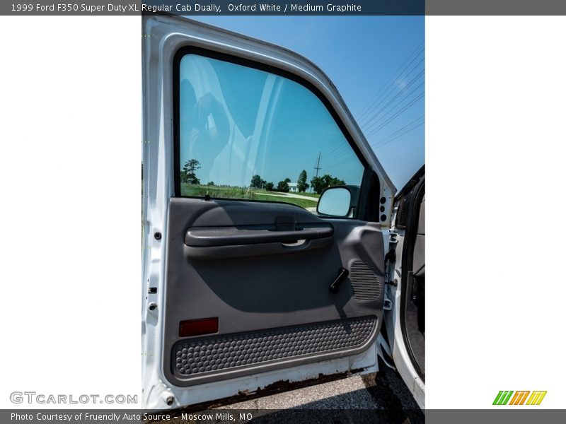 Oxford White / Medium Graphite 1999 Ford F350 Super Duty XL Regular Cab Dually