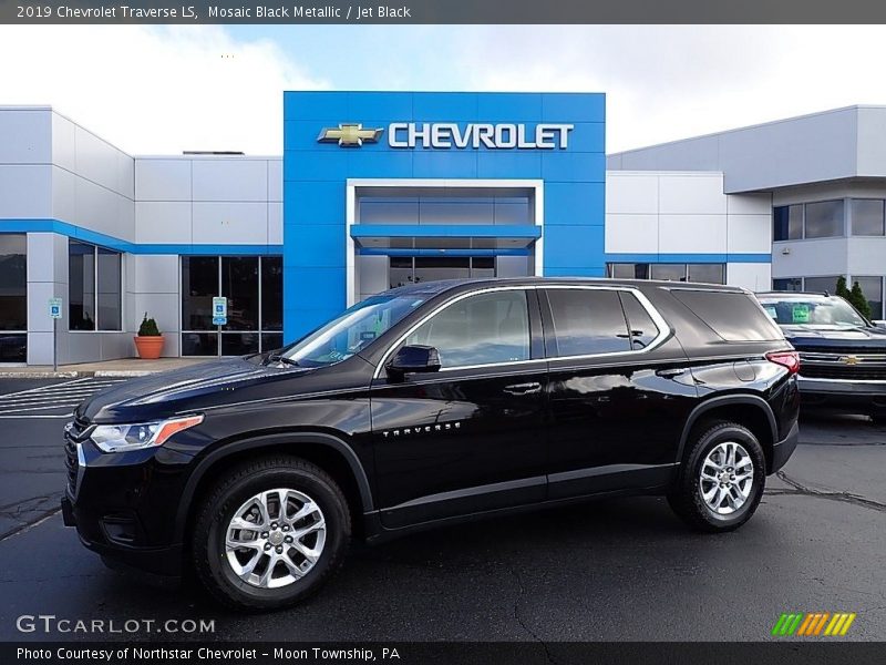 Mosaic Black Metallic / Jet Black 2019 Chevrolet Traverse LS
